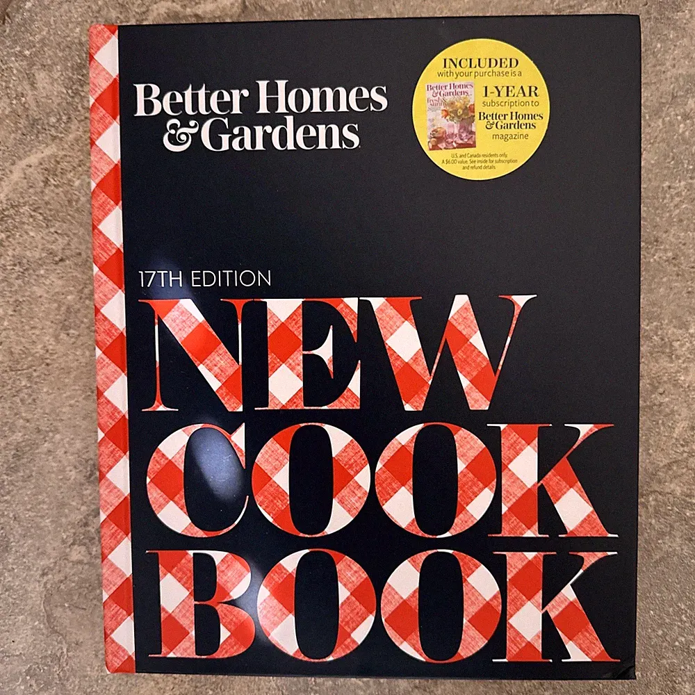 Better Homes and Gardens New Cook Book by Better Homes and Gardens: New